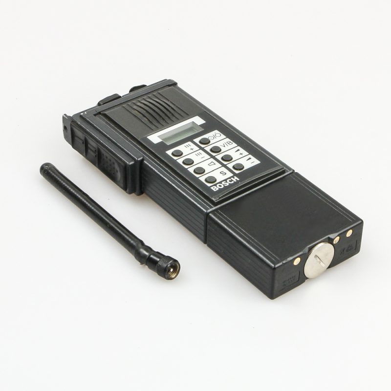 Bosch FuG 8b-1 BOS 4m Sende-/Empfangsgerät - Funkhorst.de